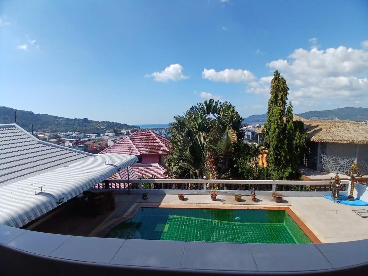 Aksarai Hotel Patong Esterno foto